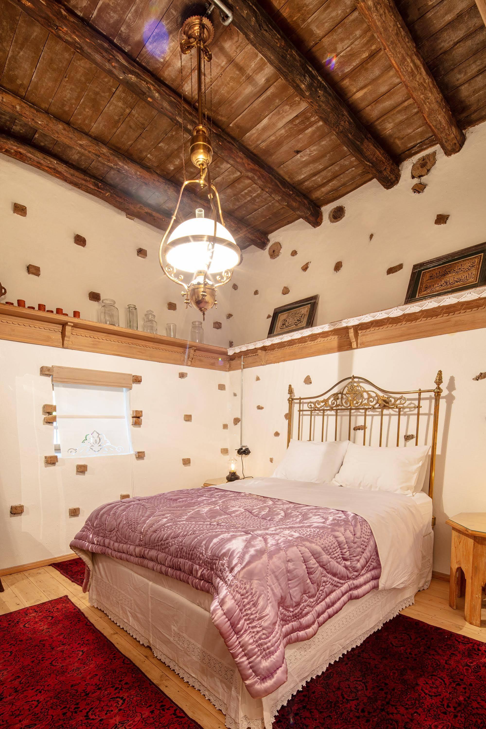 Yeniceri Ahmet Aga Konagi Antalya Exterior photo